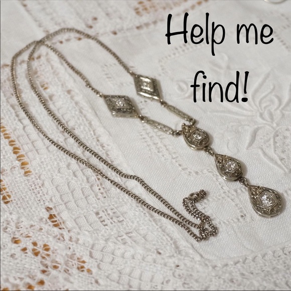 ISO Vintage Solid Gold Necklace in this style - Picture 2 of 2